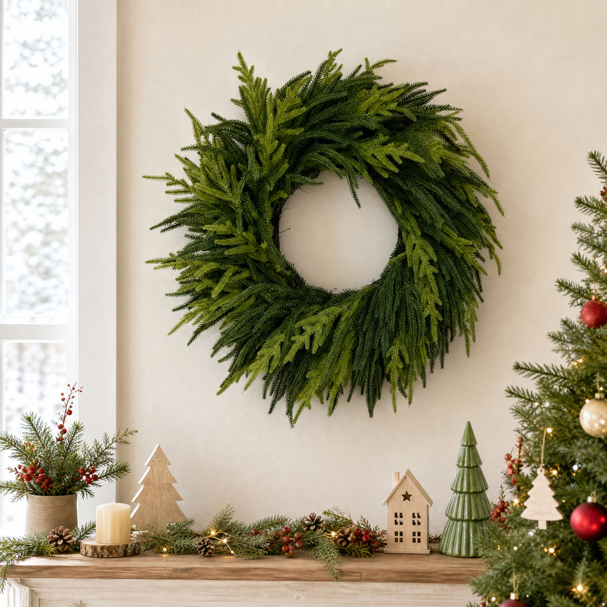 26 Inch Pre-Lit Norfolk Christmas Wreath for Front Door